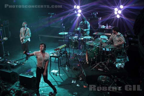 FRIENDLY FIRES - 2011-11-05 - PARIS - La Cigale - 